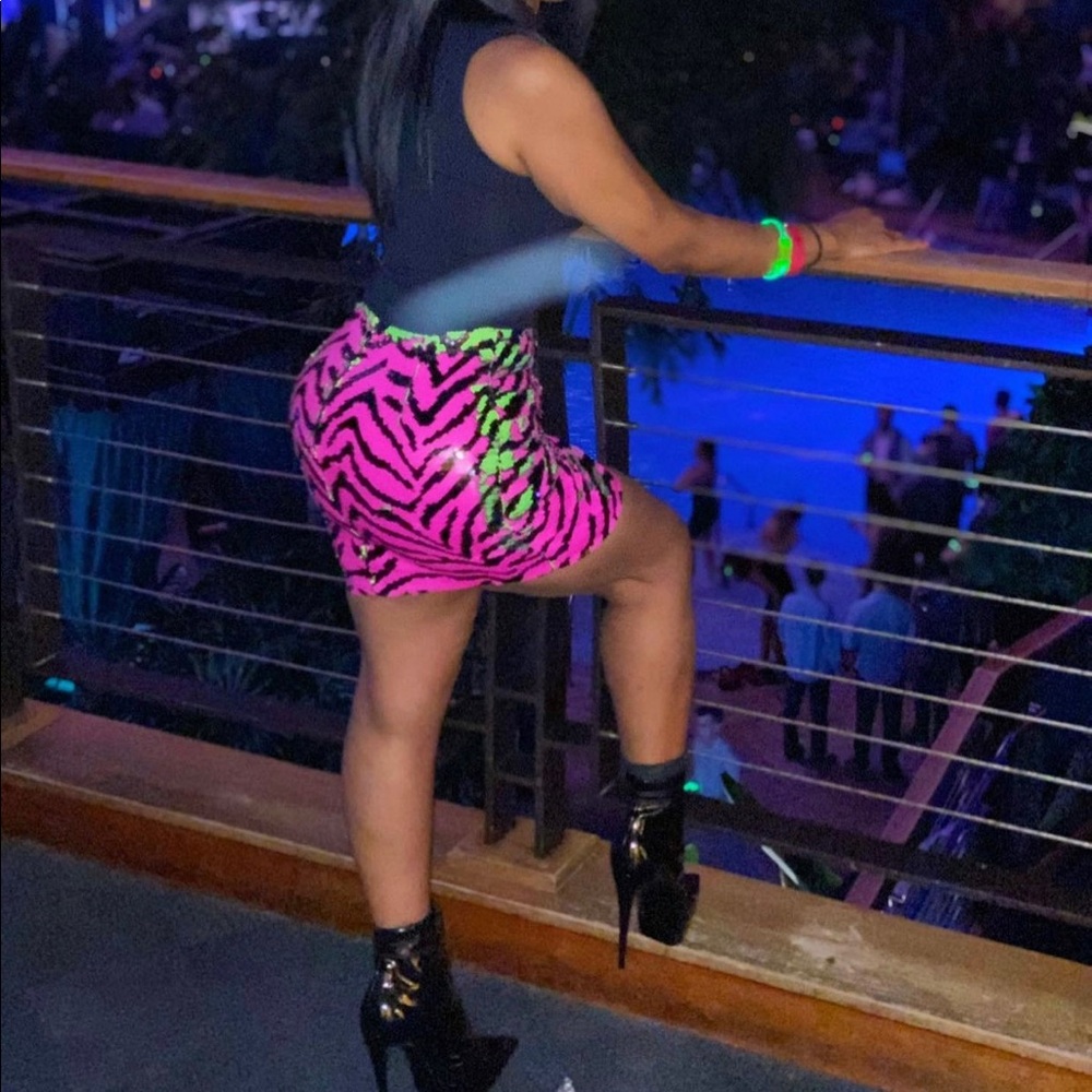 Superdown Sequin Mini Skirt-Size Small